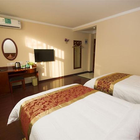 Greentree Inn Jiangsu Yancheng Dongtai Honglan Road Pedestrian Street Express Hotel Esterno foto